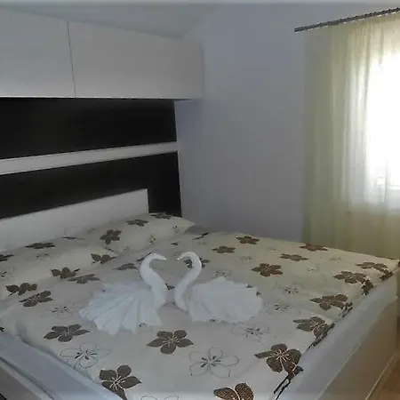 Melin Apartment *